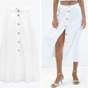 ZARA new with tags EMBROIDERED EYELET MIDI CAPE SKIRT - small